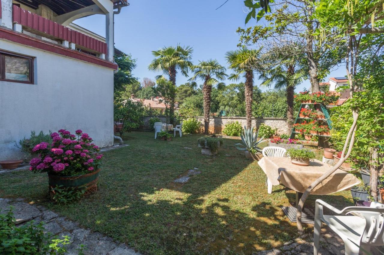 Anamarija Apartments Near The Beach And The Fantastic Adria Sea With Over 10 Small Islands Close By Funtana Exterior photo