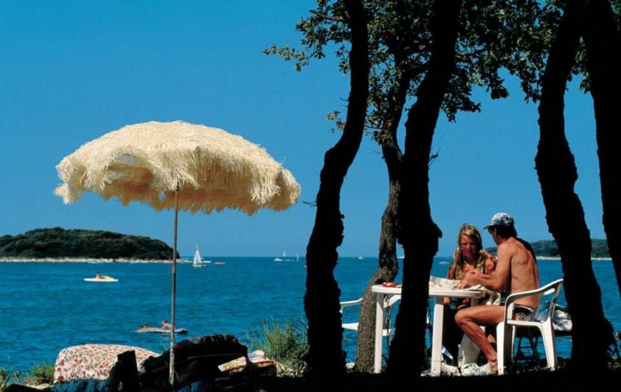 Anamarija Apartments Near The Beach And The Fantastic Adria Sea With Over 10 Small Islands Close By Funtana Exterior photo
