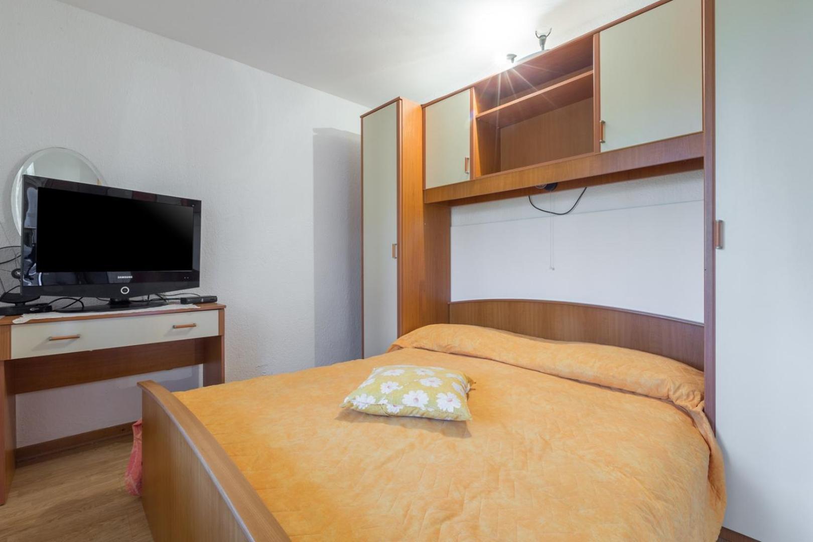 Anamarija Apartments Near The Beach And The Fantastic Adria Sea With Over 10 Small Islands Close By Funtana Room photo